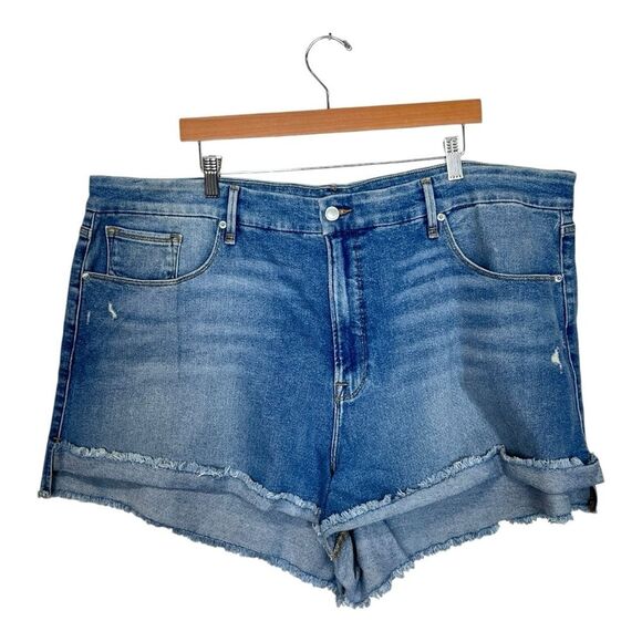 NWOT Good American | Good Curve Denim Shorts  GCSH127SC - Picture 1 of 7